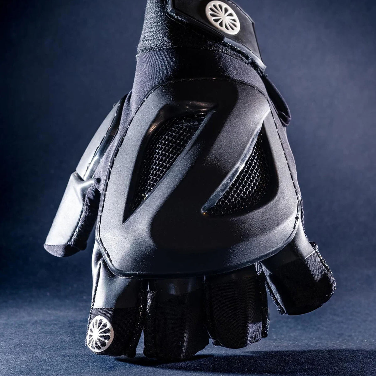 Guard 6.3 Half Shield Glove Left